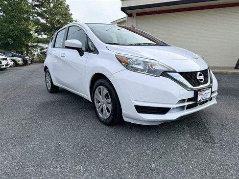 Used 2017 Nissan Versa Note SV FWD image 3