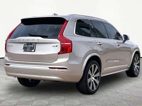 Used 2023 Volvo XC90 B6 Ultimate image 2