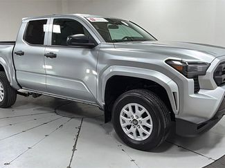 Certified 2024 Toyota Tacoma SR video 3