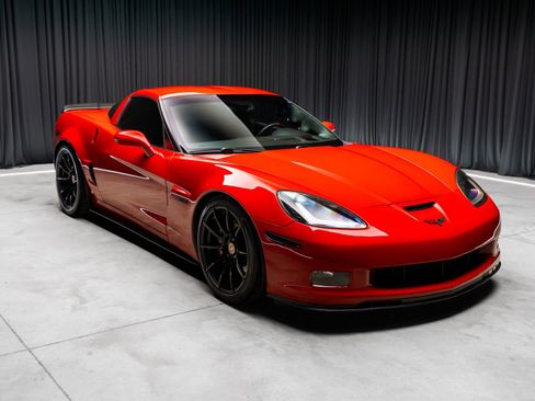 Used 2009 Chevrolet Corvette Z06 w/ Preferred Equipment Group RWD image 20