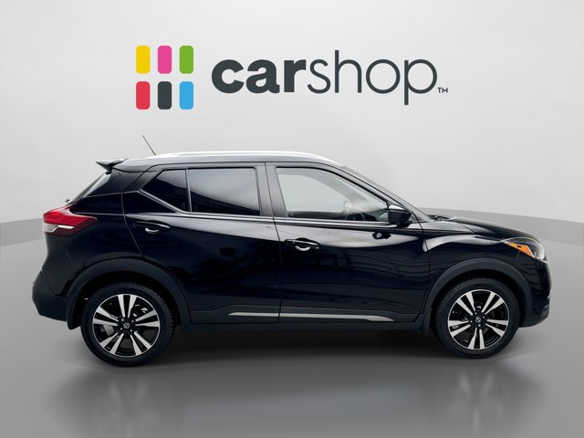 Used 2020 Nissan Kicks SR w/ SR Premium Package FWD image 6