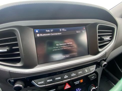 Used 2019 Hyundai Ioniq Limited image 25