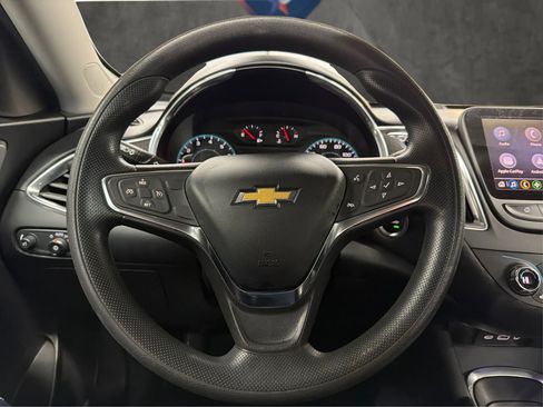 Used 2021 Chevrolet Malibu LT image 35