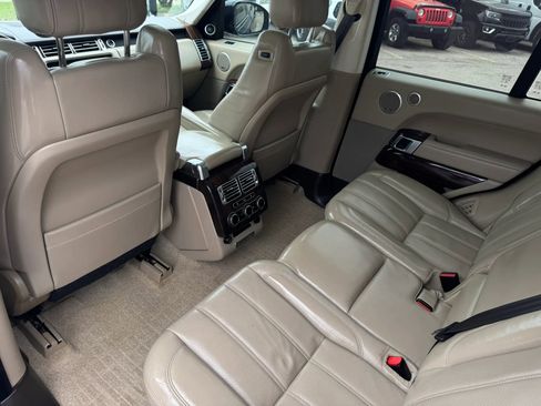 Used 2015 Land Rover Range Rover Supercharged AWD/4WD image 17