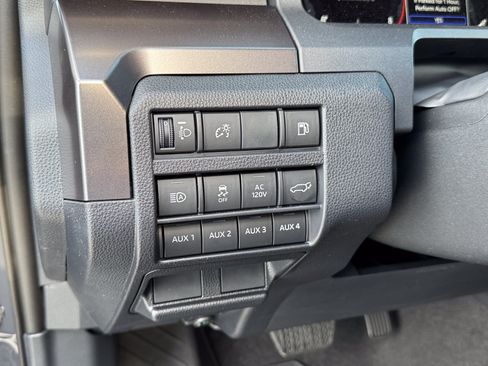 New 2026 Toyota 4Runner TRD Off-Road Premium AWD/4WD image 17