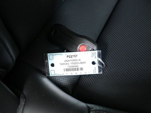 New 2026 Porsche Taycan image 39