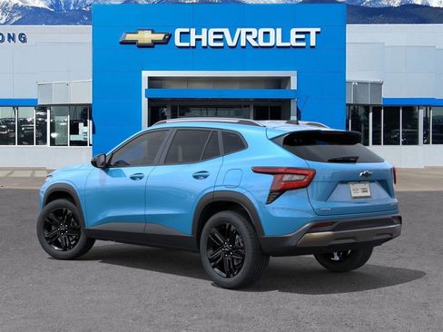 New 2026 Chevrolet Trax ACTIV w/ Driver Confidence Package FWD image 3