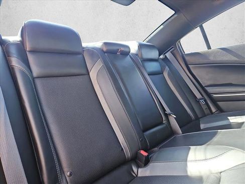 Used 2019 Dodge Charger SXT w/ Leather Interior Group image 20