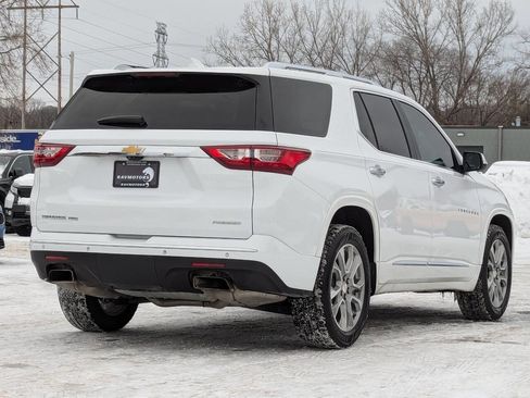 Used 2021 Chevrolet Traverse Premier image 11