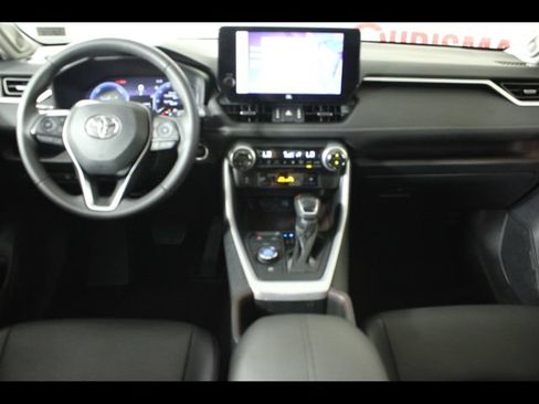 Used 2023 Toyota RAV4 Limited AWD/4WD image 12