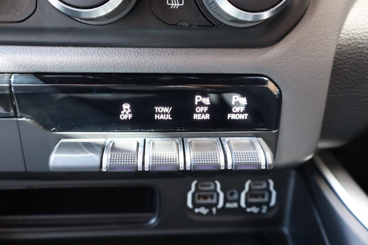 Used 2020 RAM 1500 Big Horn AWD/4WD image 20