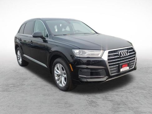 Used 2019 Audi Q7 3.0T Premium w/ Convenience Package AWD/4WD image 3