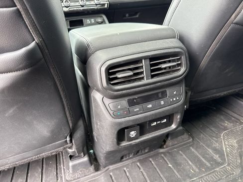 Used 2023 Honda Pilot Elite image 22
