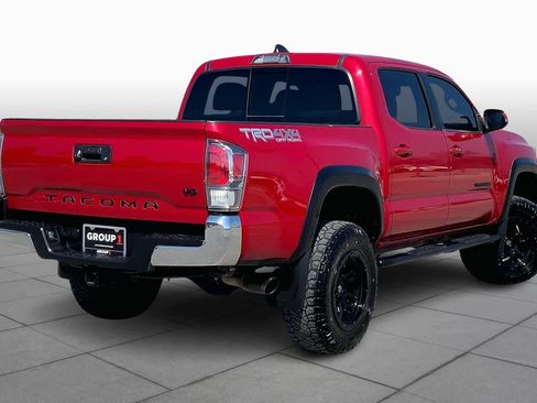 Used 2022 Toyota Tacoma TRD Off-Road image 13
