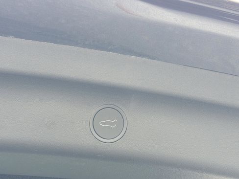 Used 2025 Tesla Model Y Long Range image 25