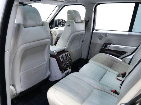 Used 2014 Land Rover Range Rover Supercharged image 45