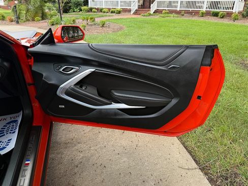 Used 2019 Chevrolet Camaro SS RWD image 58