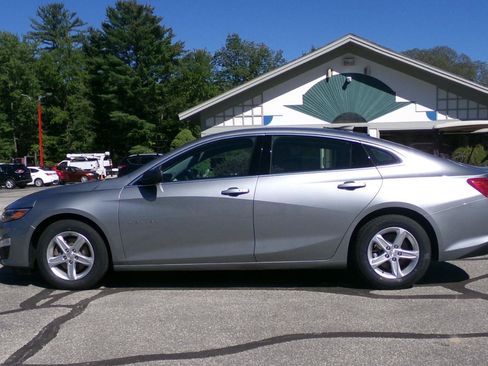 Used 2023 Chevrolet Malibu LS FWD image 4
