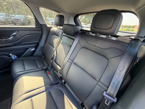 Used 2021 Lincoln Corsair AWD image 8