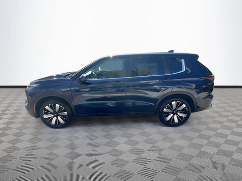 New 2026 Mitsubishi Outlander SE image 4