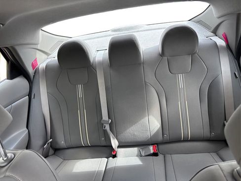 New 2025 Hyundai Elantra Blue image 19