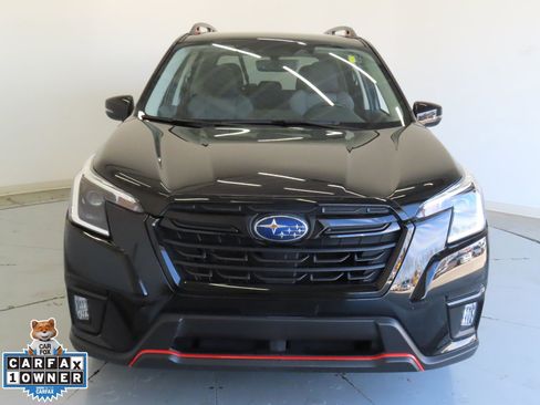 Used 2024 Subaru Forester Sport image 11