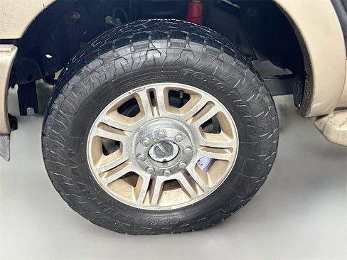 Used 2013 Ford F250 King Ranch w/ FX4 Off Road Pkg image 28