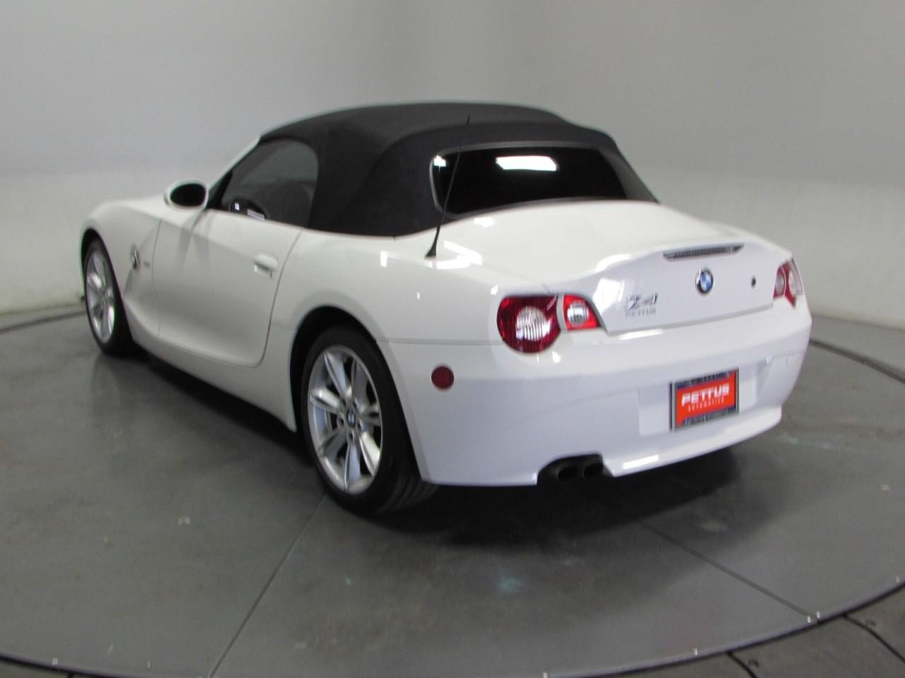 Used 2005 BMW Z4 3.0i RWD image 5