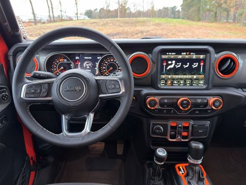 Used 2023 Jeep Wrangler Sahara image 3