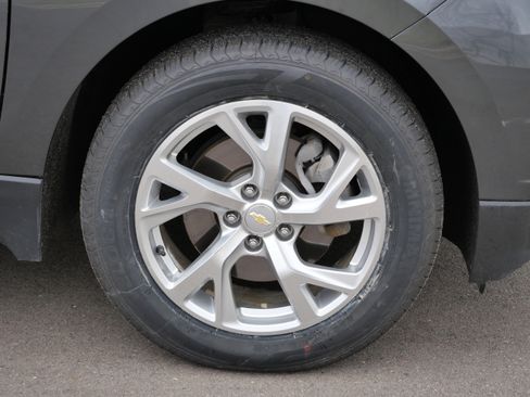 Used 2018 Chevrolet Equinox LT image 14