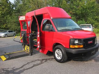 Used 2011 GMC Savana 2500 image 1