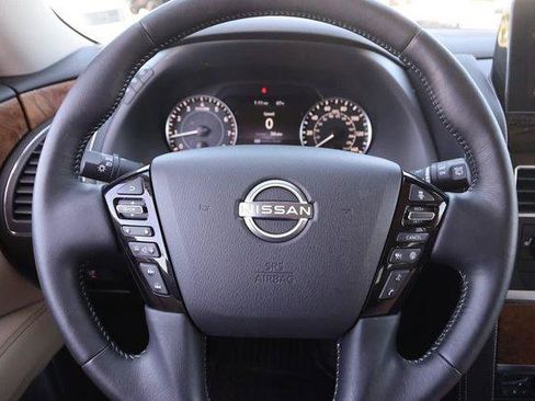 Used 2024 Nissan Armada SL w/ Captain's Chairs Package AWD/4WD image 13