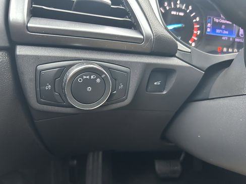 Used 2013 Ford Fusion SE image 16