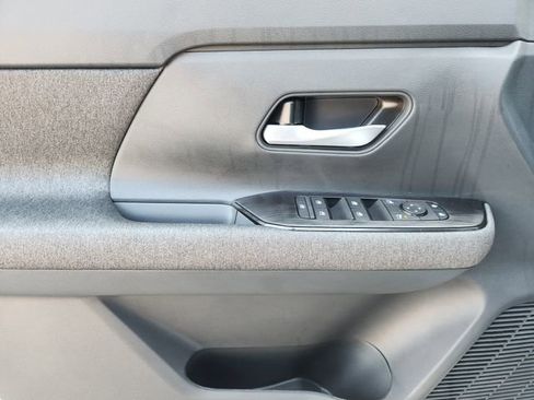 New 2026 Nissan Kicks SV image 17