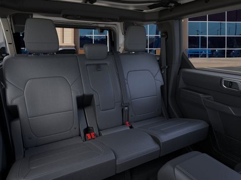 New 2026 Ford Bronco Outer Banks AWD/4WD image 11