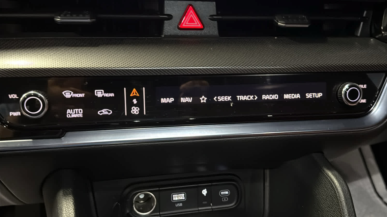 Used 2025 Kia Sportage SX AWD/4WD image 19