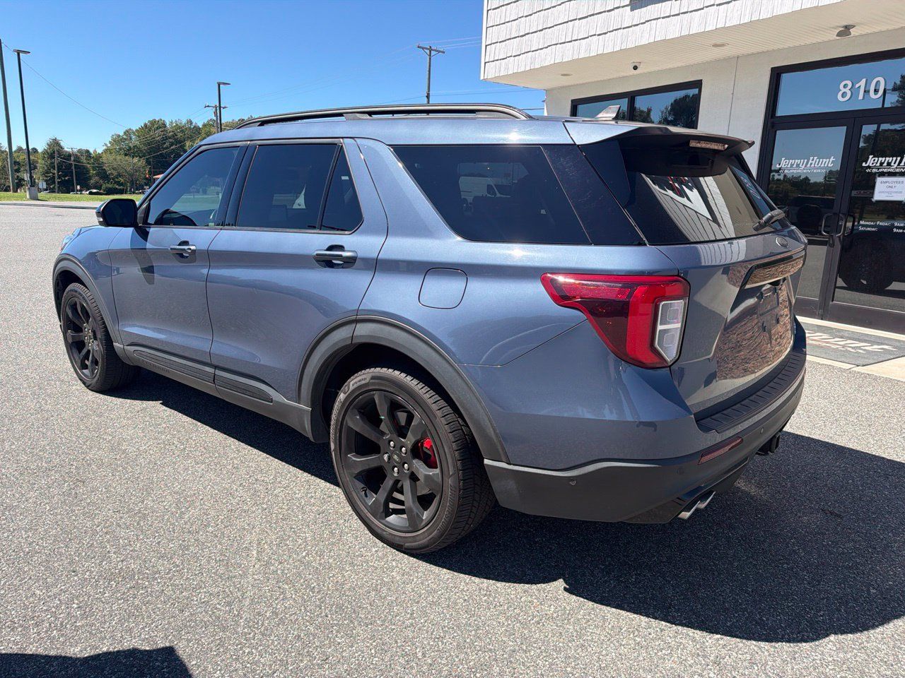 Used 2021 Ford Explorer ST w/ Equipment Group 401A AWD/4WD image 6