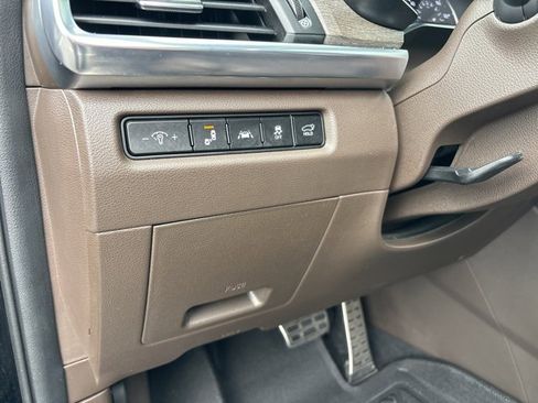 Used 2022 Kia Telluride SX image 11