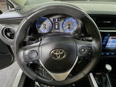 Certified 2017 Toyota Corolla XSE image 11