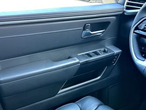 New 2025 Toyota Tundra Platinum AWD/4WD image 20