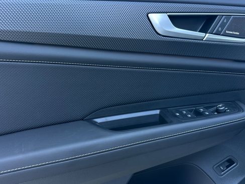 New 2026 Volkswagen Atlas Cross Sport SEL Premium R-Line image 11