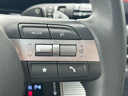 Used 2025 Hyundai Sonata SEL FWD image 27