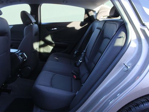 Used 2024 Chevrolet Malibu LT image 23