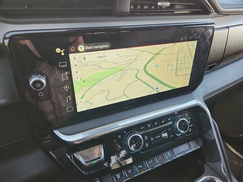 Used 2025 GMC Sierra 2500 Denali w/ Denali Reserve Package image 25