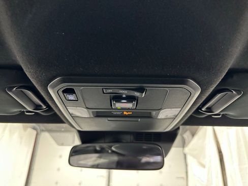 Used 2025 Toyota 4Runner SR5 image 39