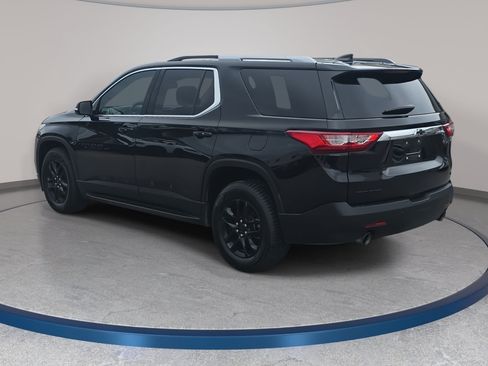 Used 2018 Chevrolet Traverse LT FWD image 7