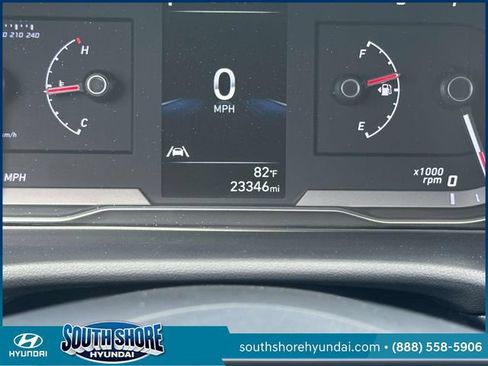 Certified 2024 Hyundai Santa Cruz SE AWD/4WD image 28