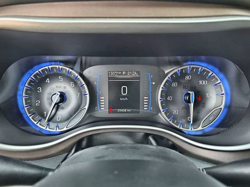 Used 2023 Chrysler Voyager LX FWD image 24