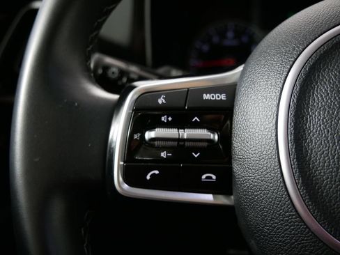 Used 2023 Kia Sorento S w/ Panoramic Sunroof Package AWD/4WD image 28
