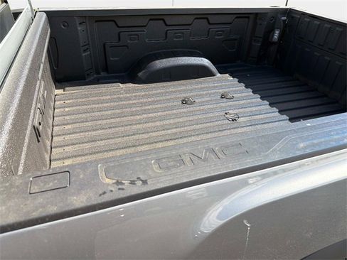 New 2026 GMC Sierra 2500 Denali w/ Denali Reserve Package image 11